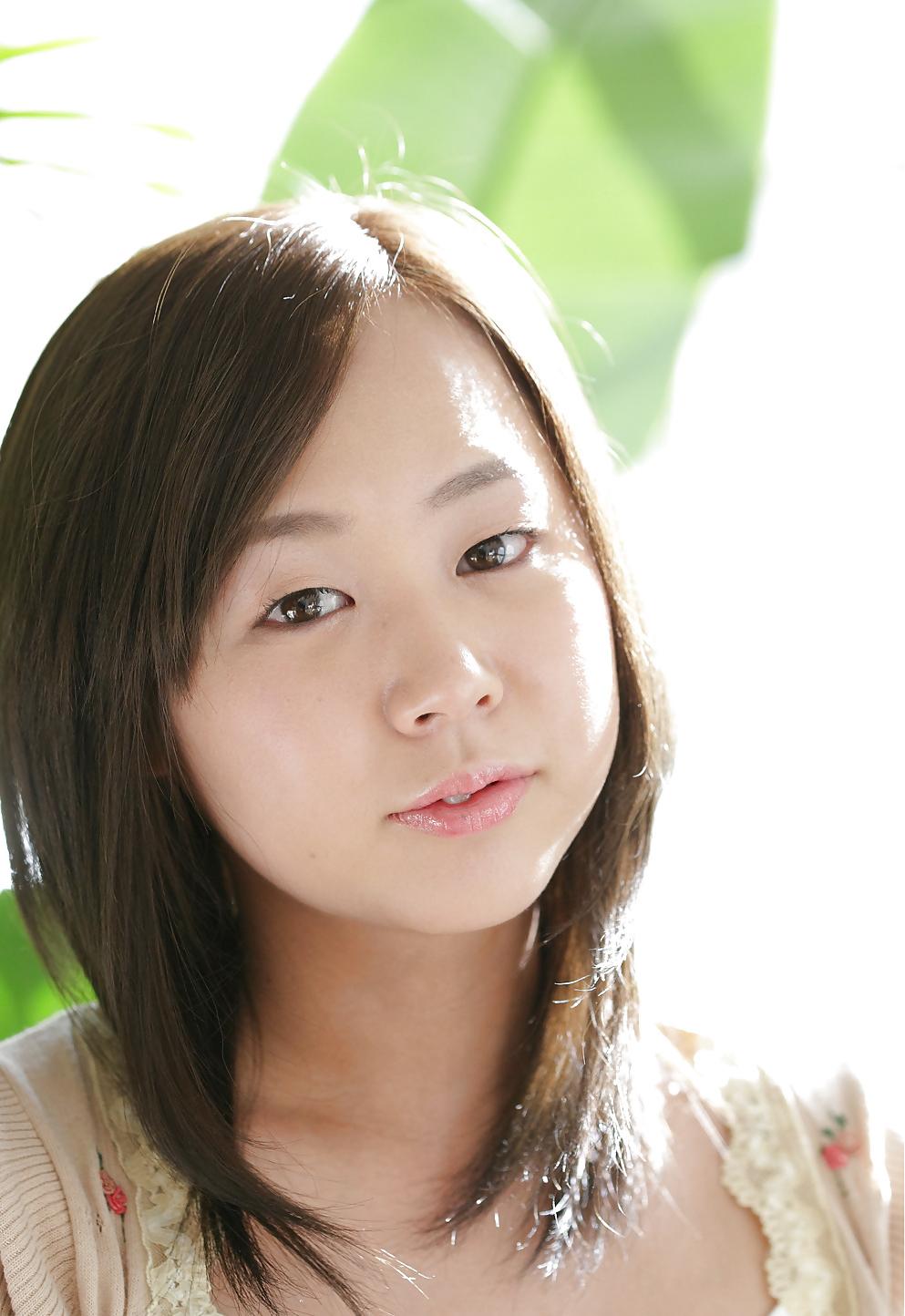 25P Cute, shaved Japanese teens