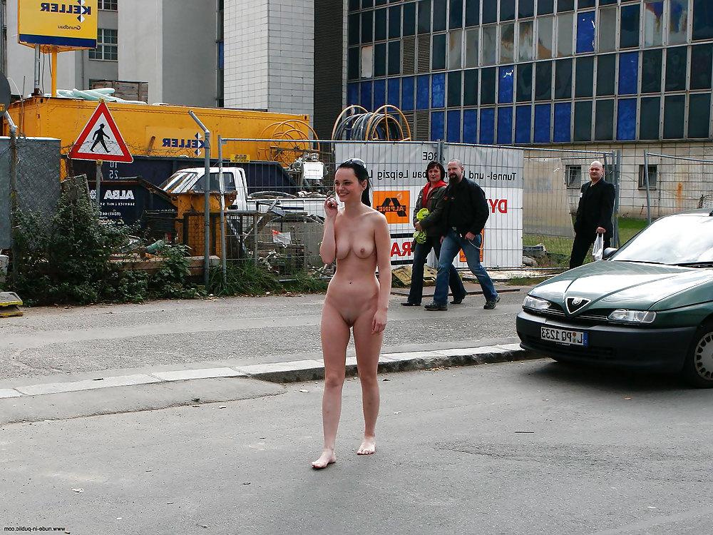 25P Nude in Public Part 1