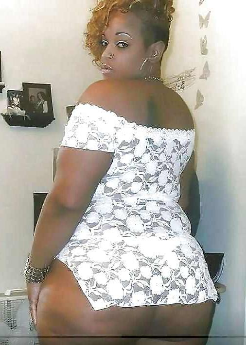 21P Sexy in that skirt dress black bitch