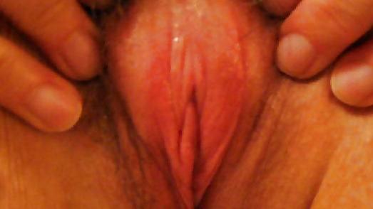 8P Mature tits, toes, pussy and ass.