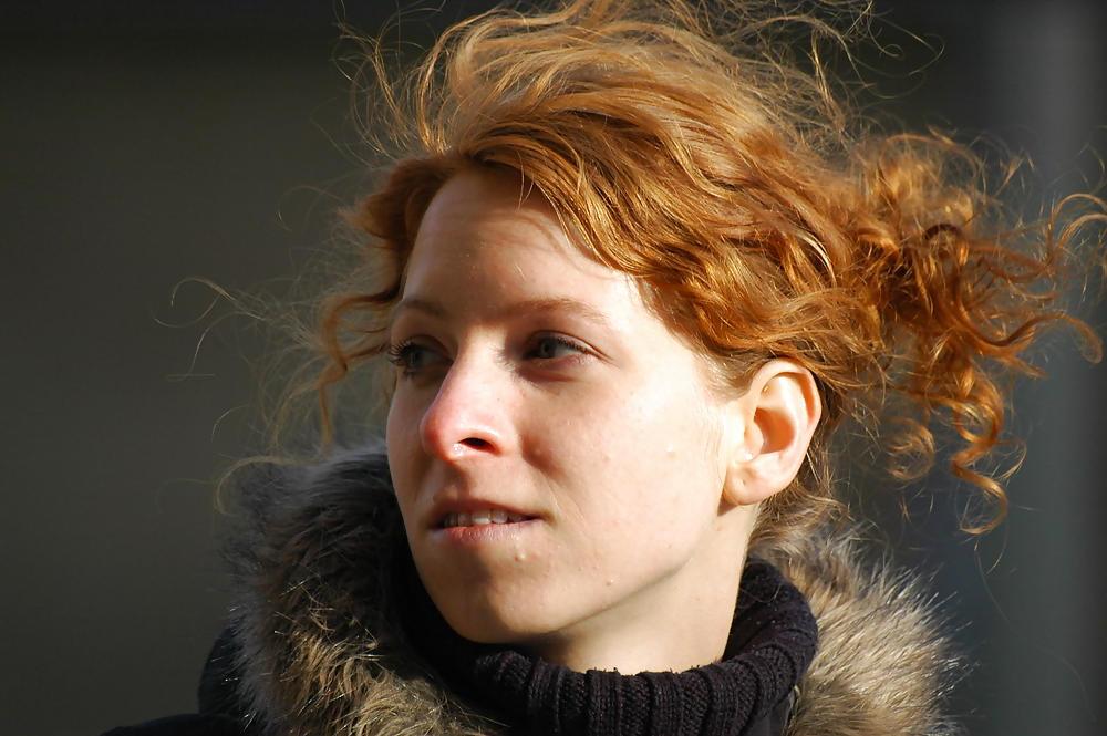 25P CUTE REDHEAD