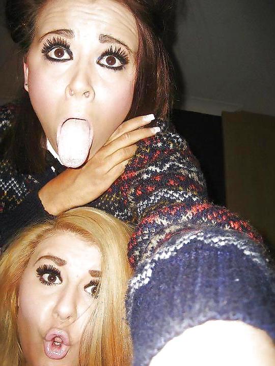 25P Tongue Sluts Want Cum!