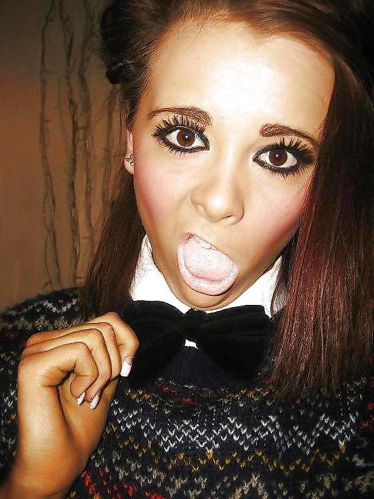 25P Tongue Sluts Want Cum!