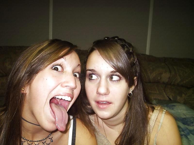25P Tongue Sluts Want Cum!