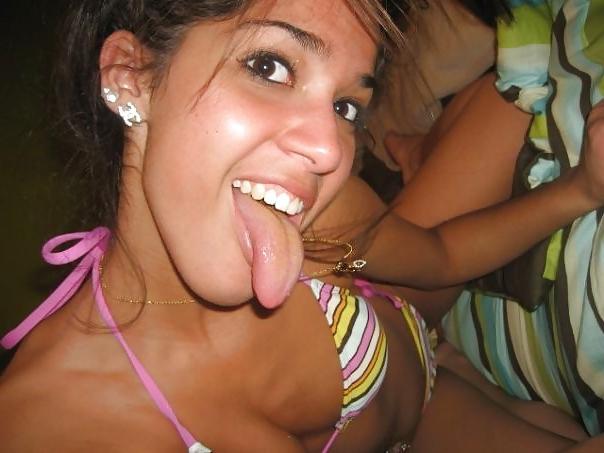 25P Tongue Sluts Want Cum!
