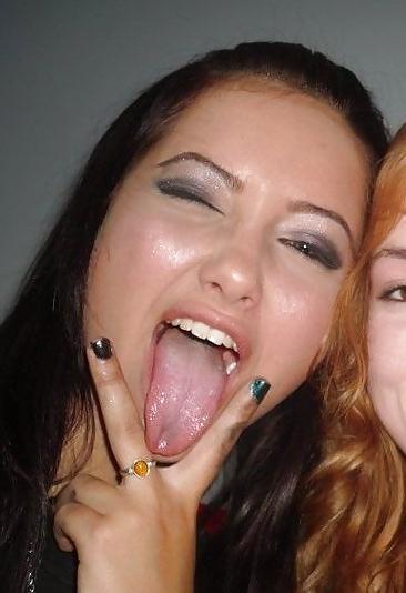 25P Tongue Sluts Want Cum!