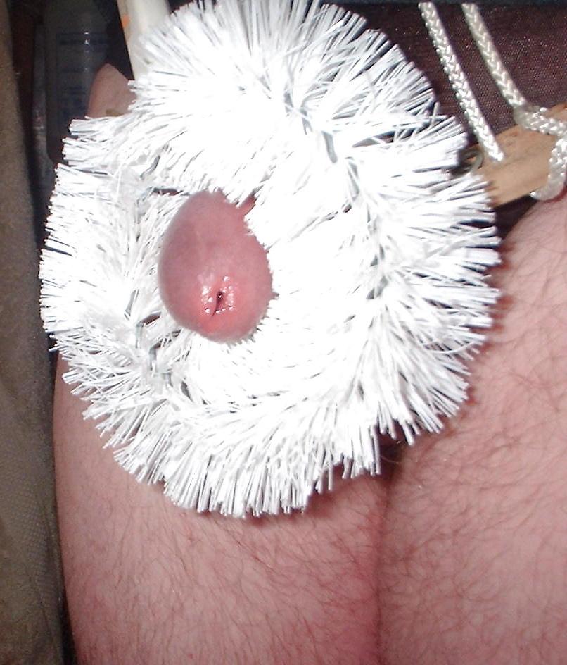 8P Fucking my prickly toilet bowl brush