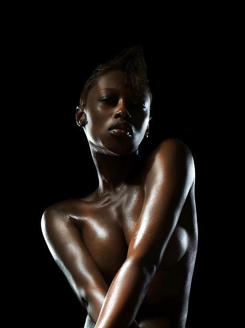 25P Art of nudes... 