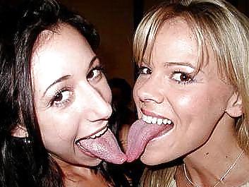 14P Big tongue girl