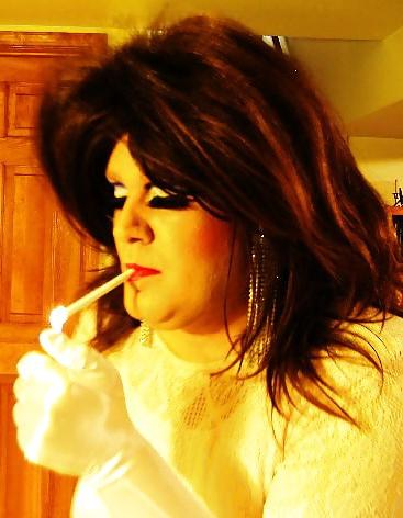 9P Sissy Marlena Drag Queen Smoke Slut