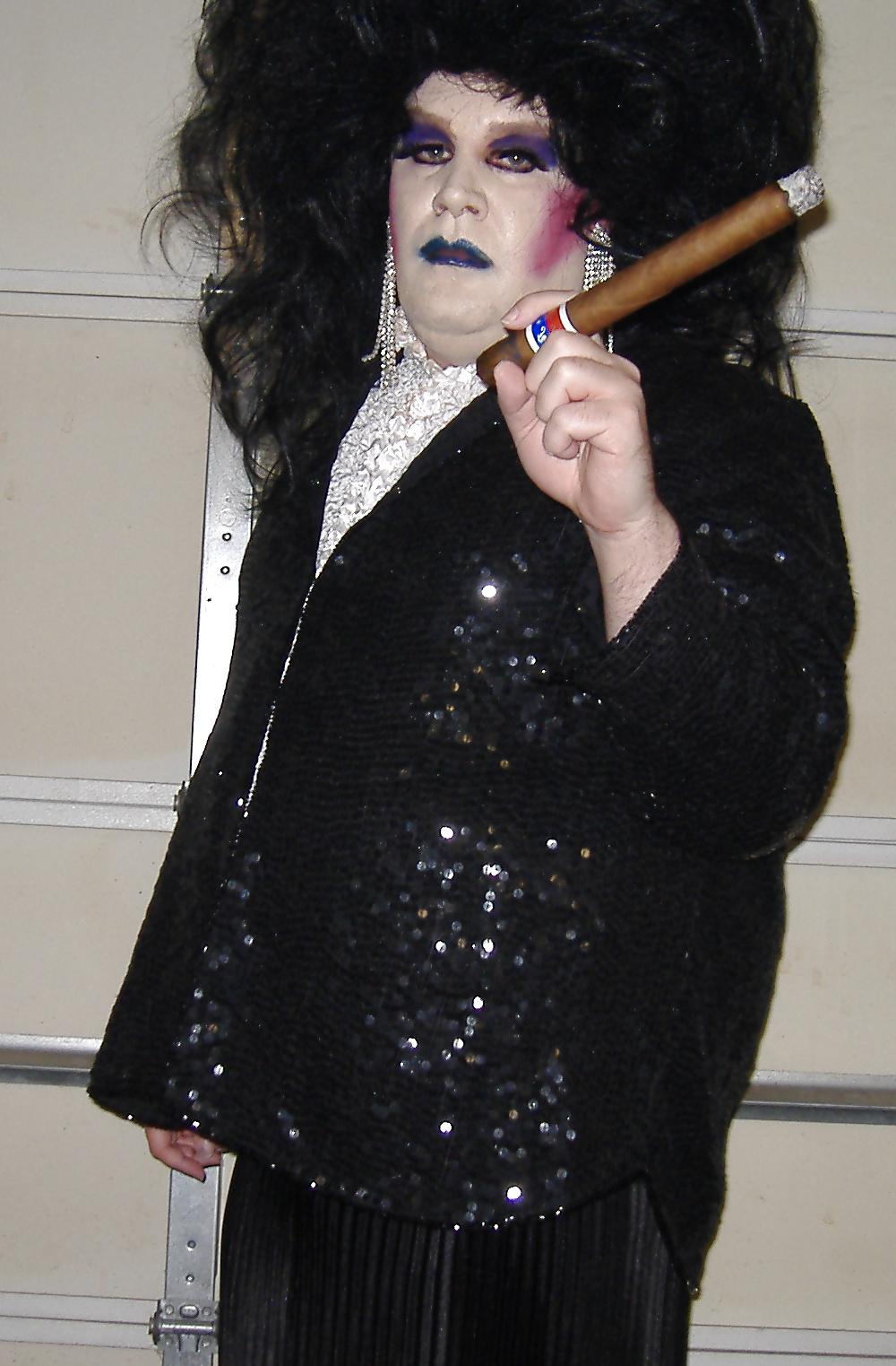 9P Sissy Marlena Drag Queen Smoke Slut