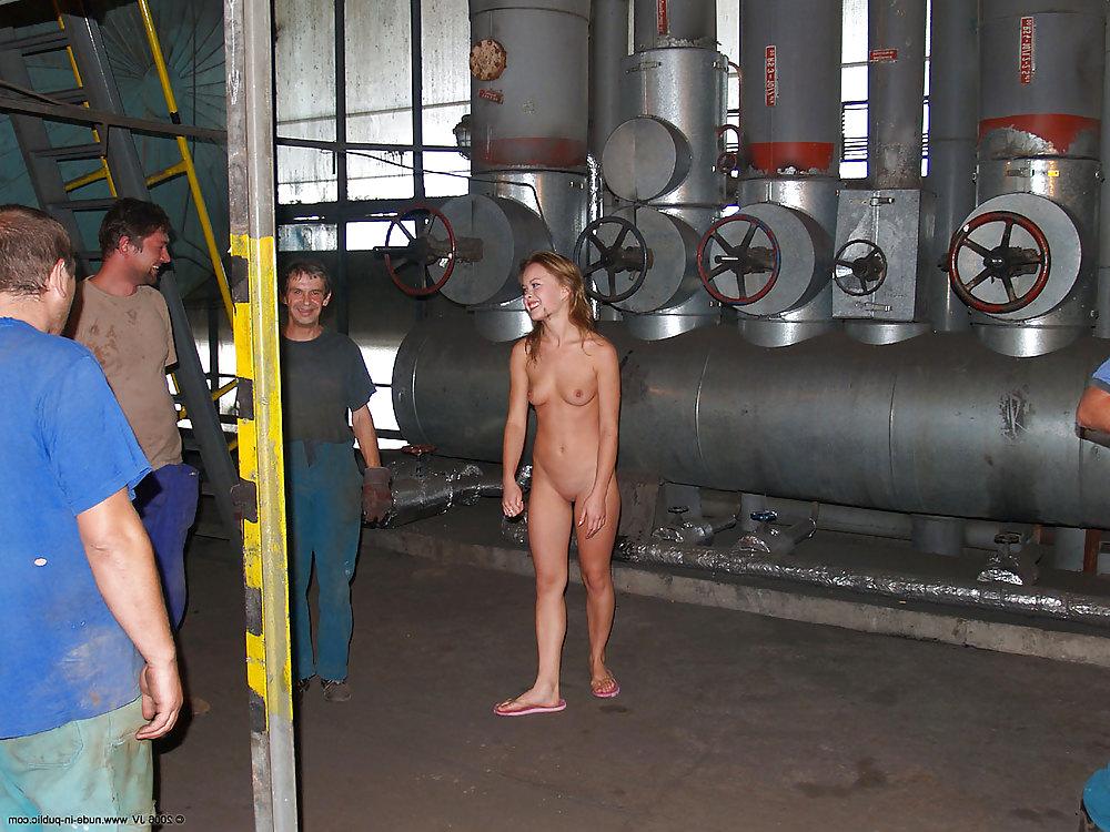 25P Nude In Public 2 by JnaNudist