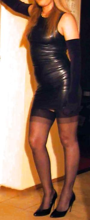25P KEY - Gloves 10  Home Minx in Black and Red Slutty Outfit