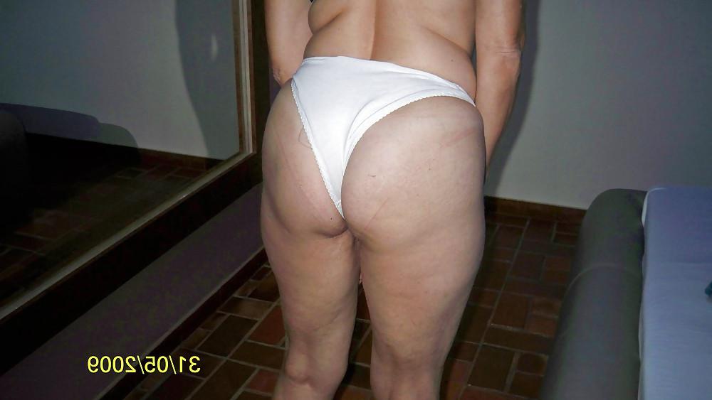23P Wife in motel