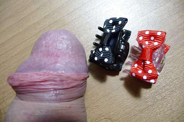 5P Foreskin play with hair clamps (2)