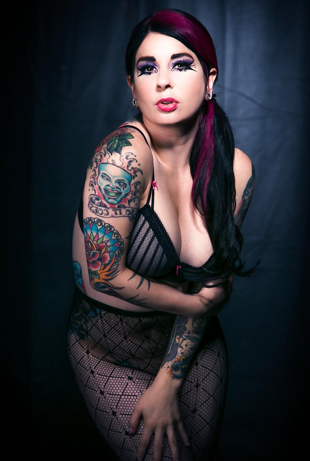 25P Punk Goddess Joanna Angel
