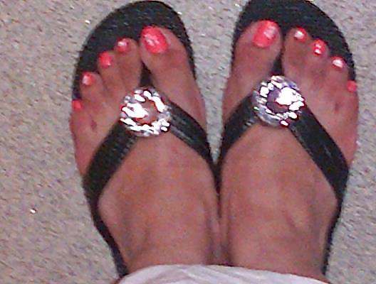 25P Indian feet