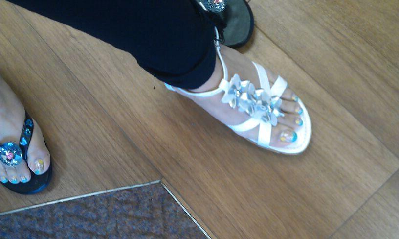 25P Indian feet