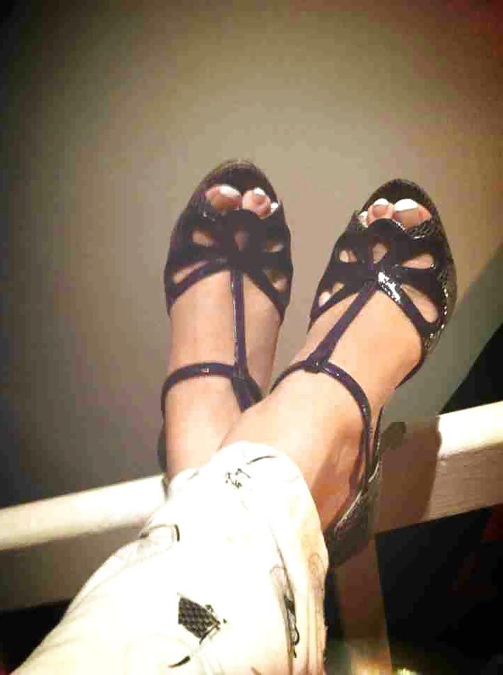 25P Indian feet