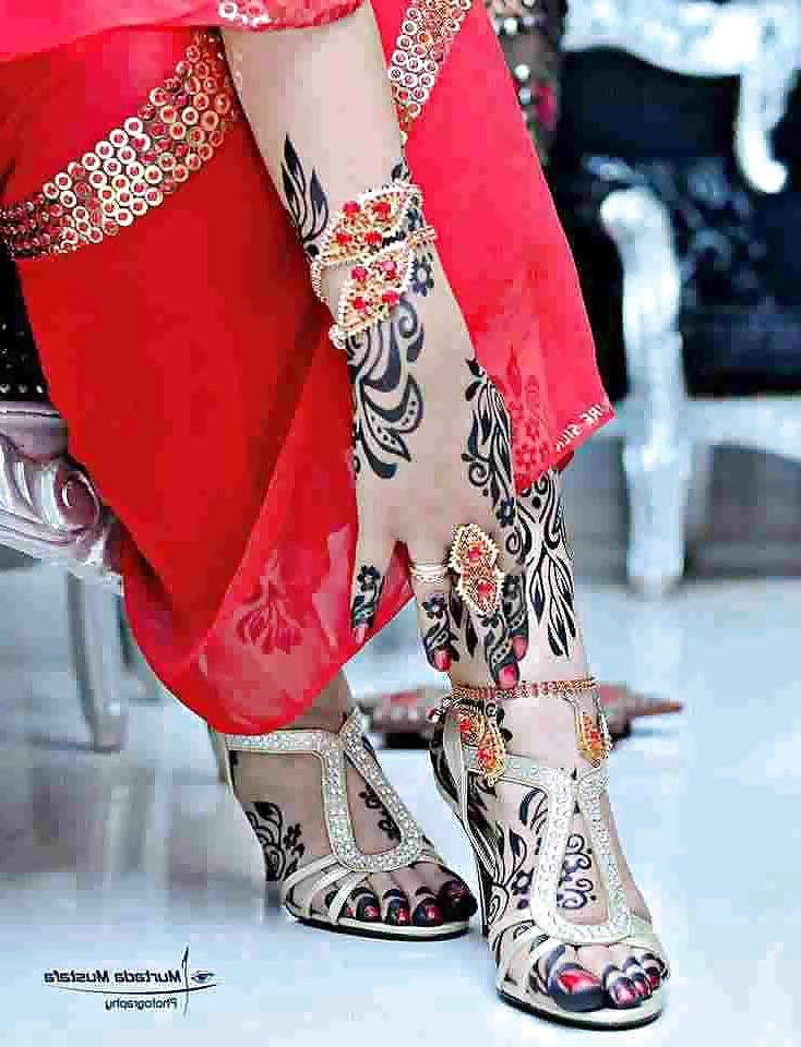 25P Indian feet
