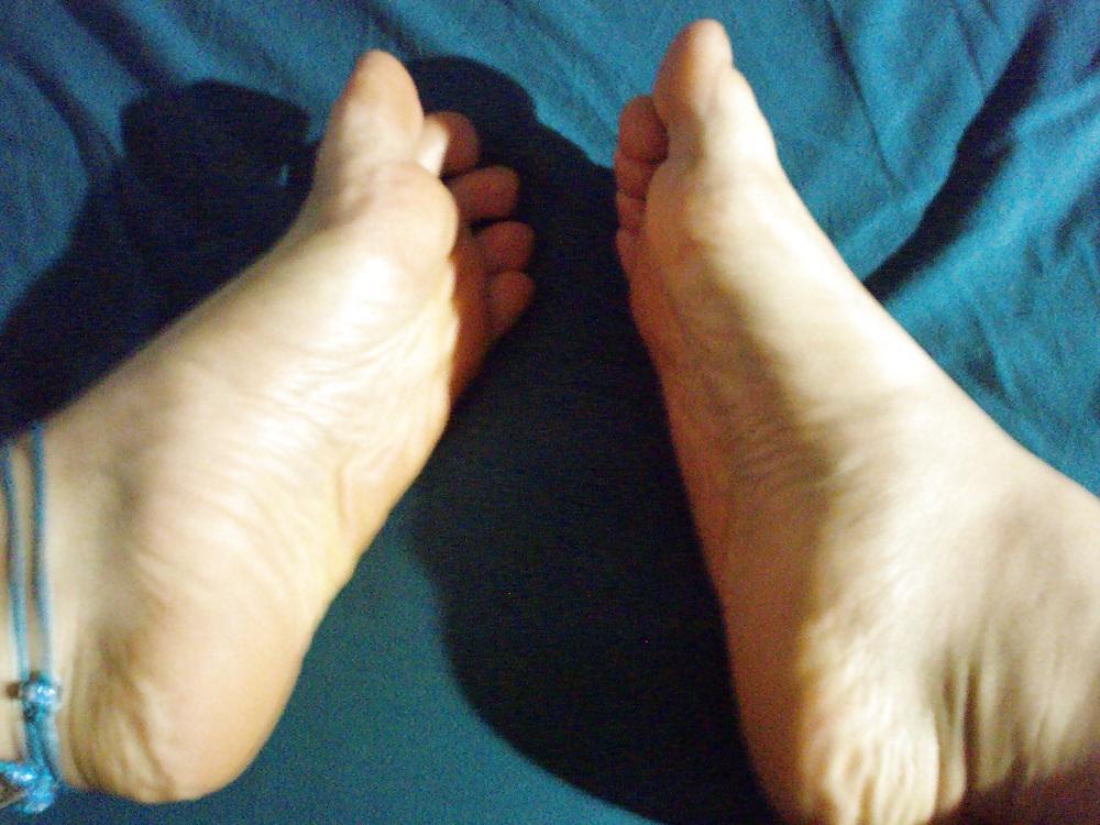20P Ass & Feet new pics!!!