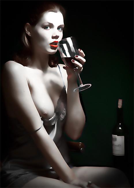 25P Descriptions of female sensuality