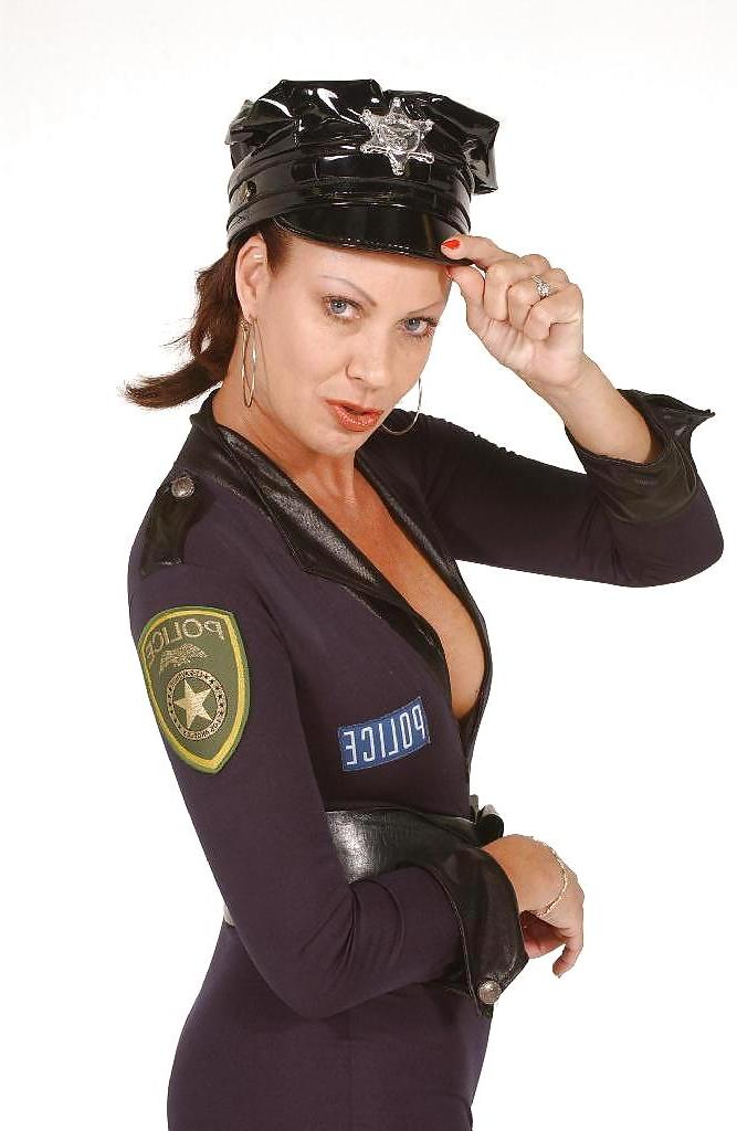 25P Vanessa-Mature Goddess of Porn