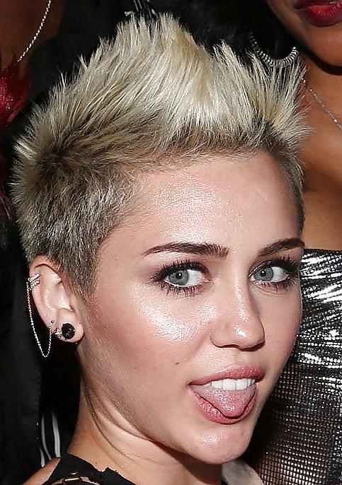 10P Miley Cyrus Tongue