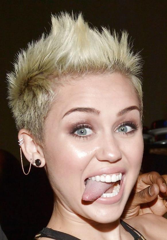 10P Miley Cyrus Tongue