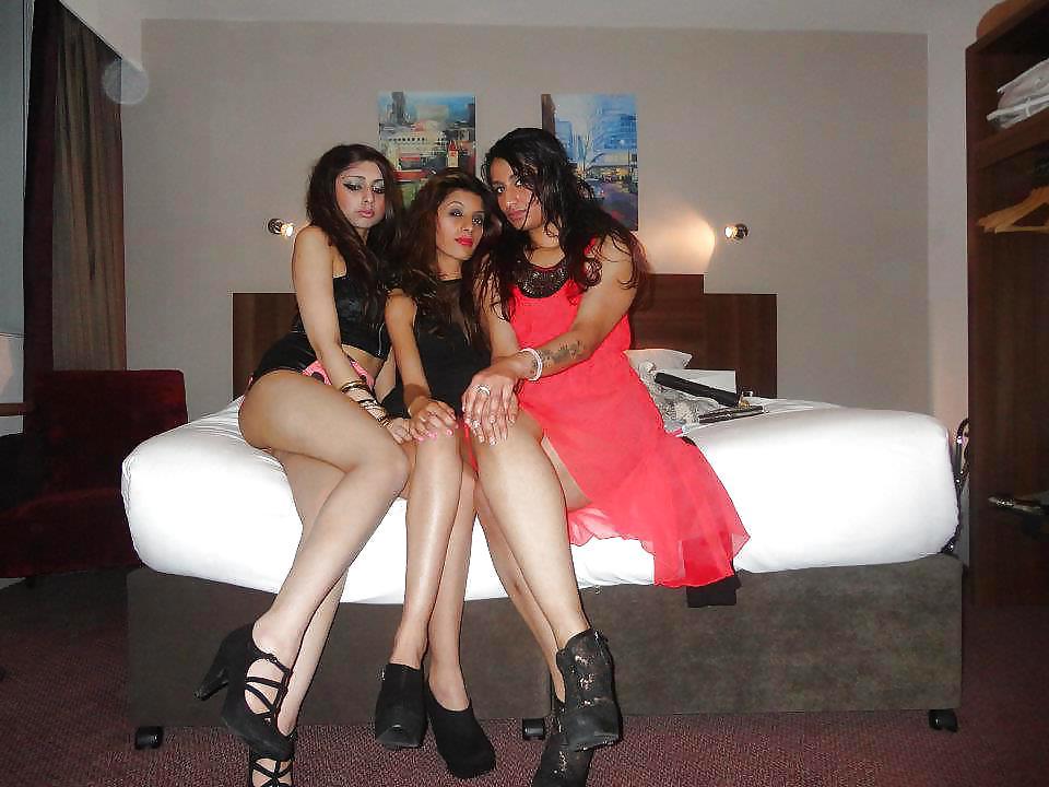 7P Paki-indian slags