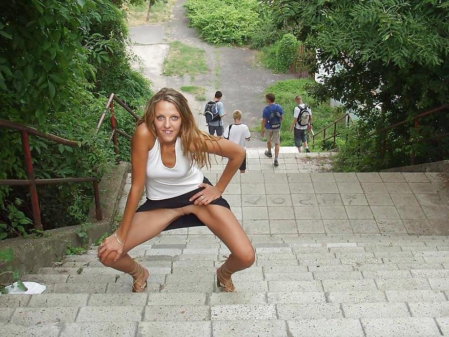 25P Hot girl posing in public