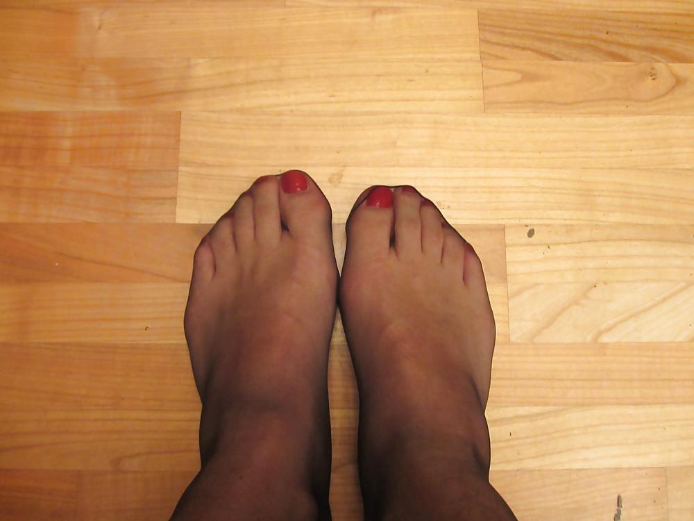 25P Stockings, Nylon, Feet