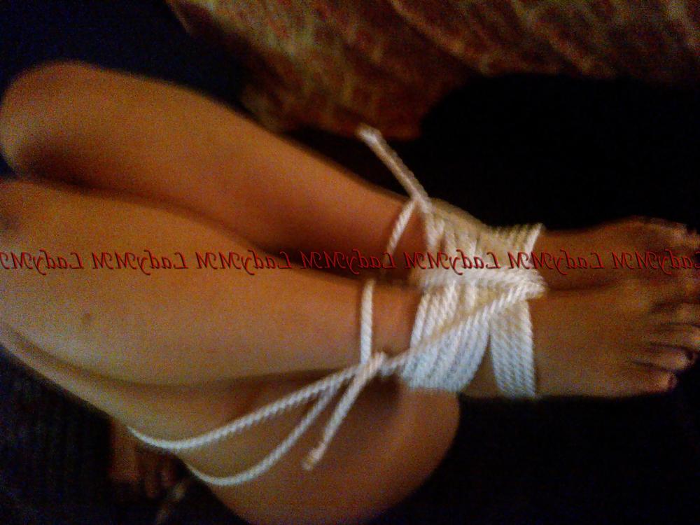 10P LadyMM Italian Milf Feet Bondage
