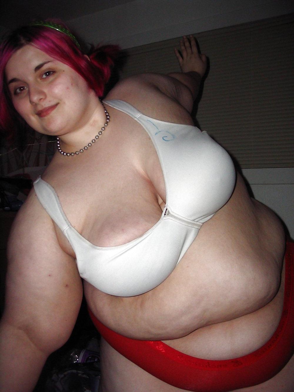 25P From Chubby, through Thick, to Big - Beautiful Women 04