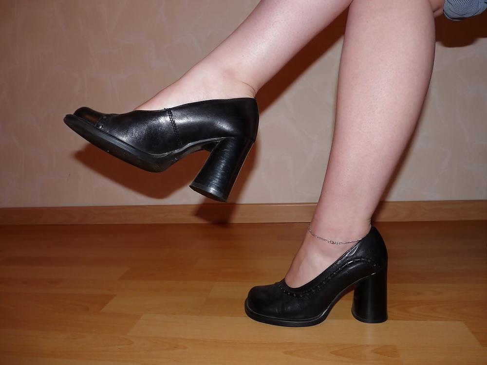 25P Wifes sexy random shoes heels feet legs nylon