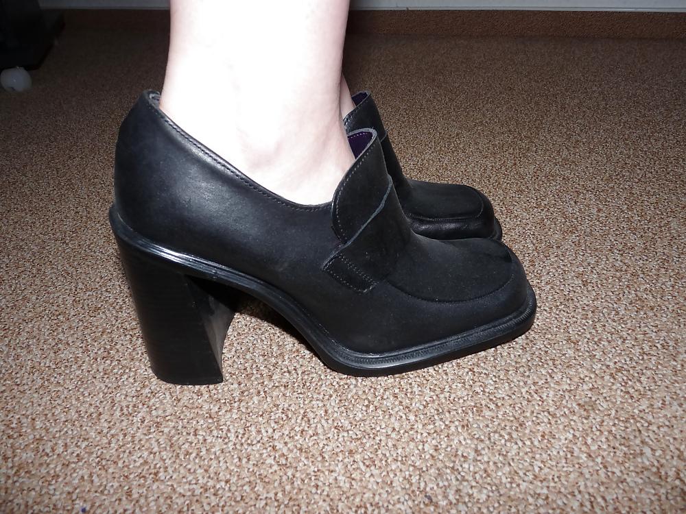 25P Wifes sexy random shoes heels feet legs nylon