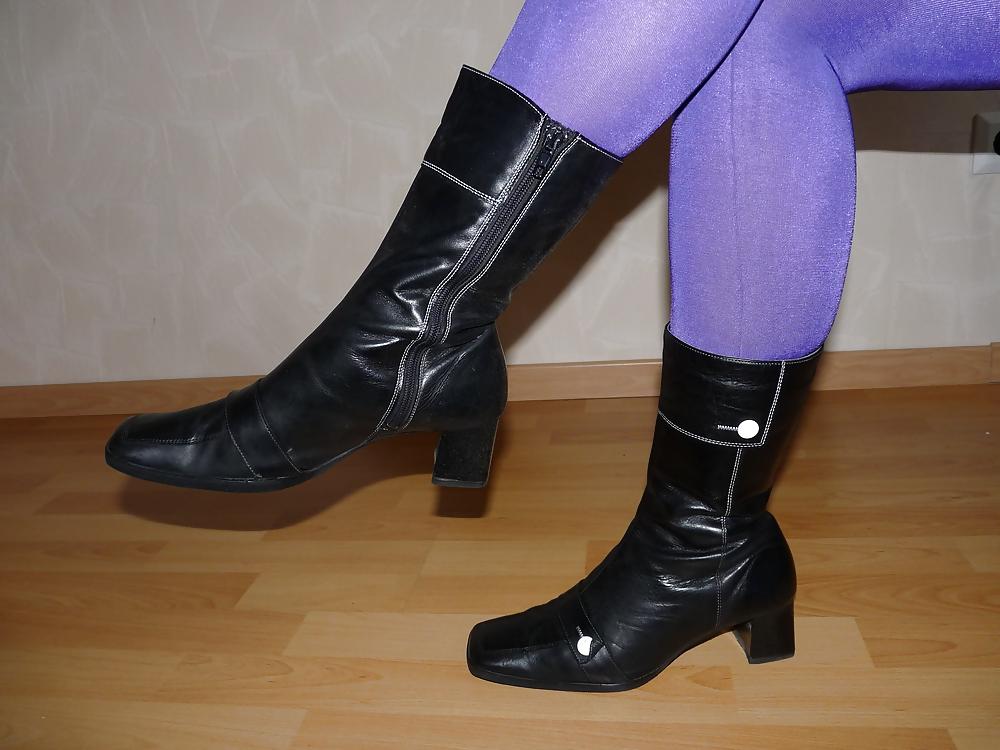 25P Wifes sexy random shoes heels feet legs nylon