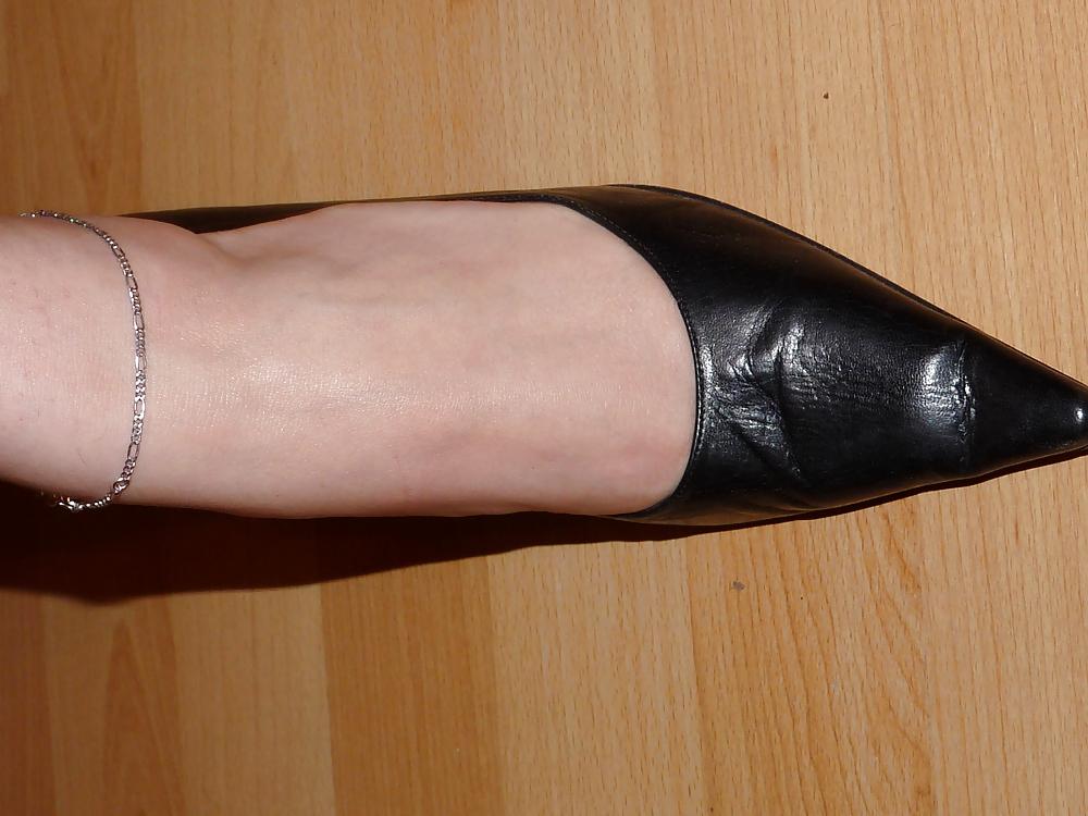 25P Wifes sexy random shoes heels feet legs nylon