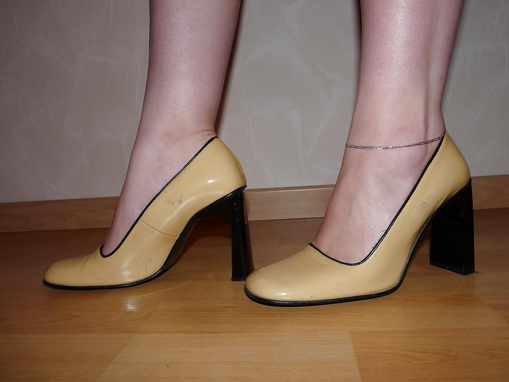 25P Wifes sexy random shoes heels feet legs nylon