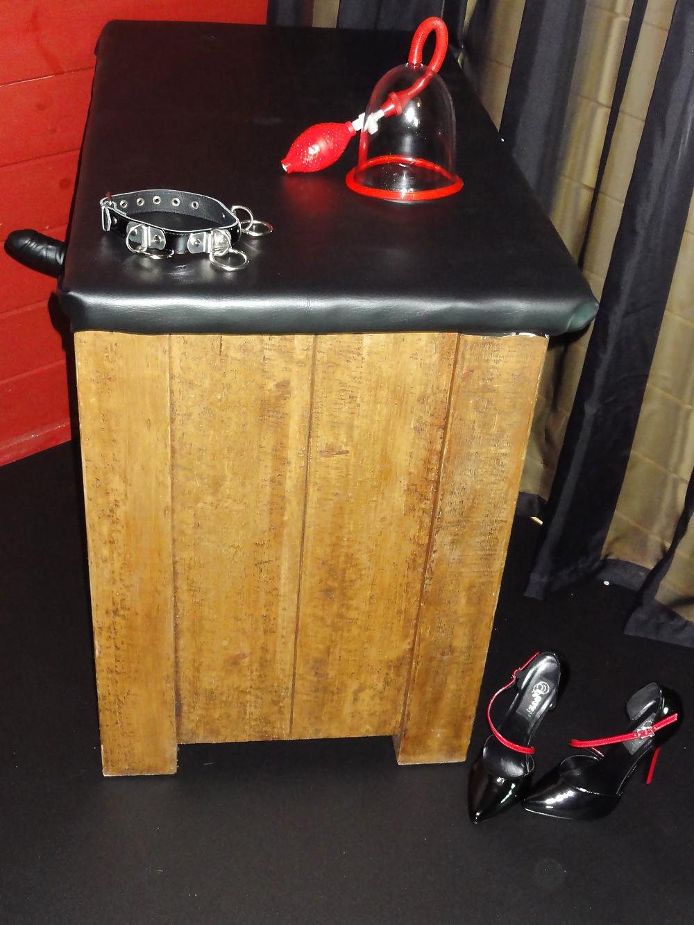 12P Our Dungeon Play Room Studio