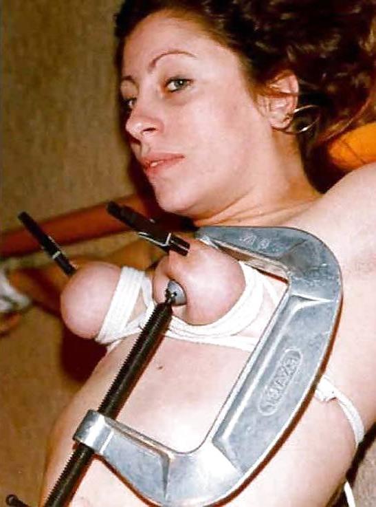 25P Titts torture
