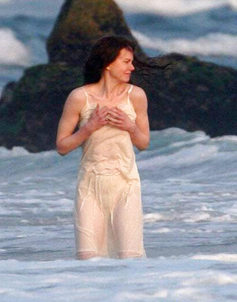 17P Female Celebs - Calassic Caumm