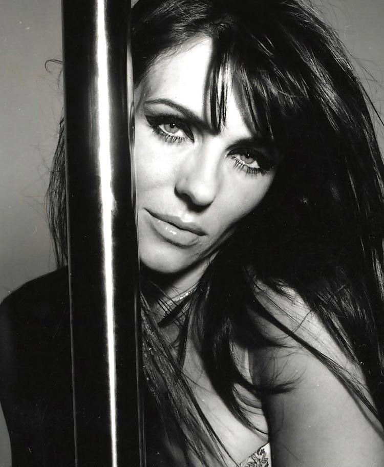 17P Female Celebs - Calassic Caumm