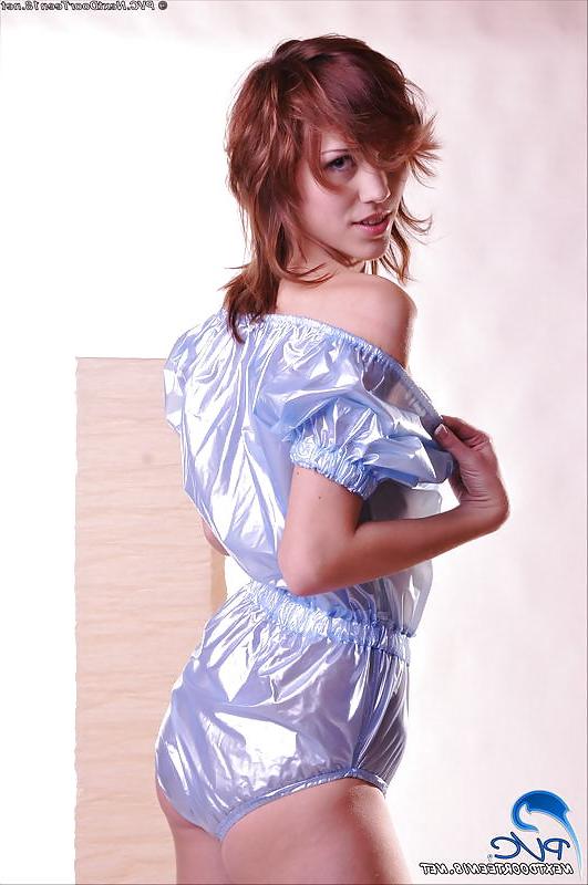 12P PVC Teen 1 - Zoe