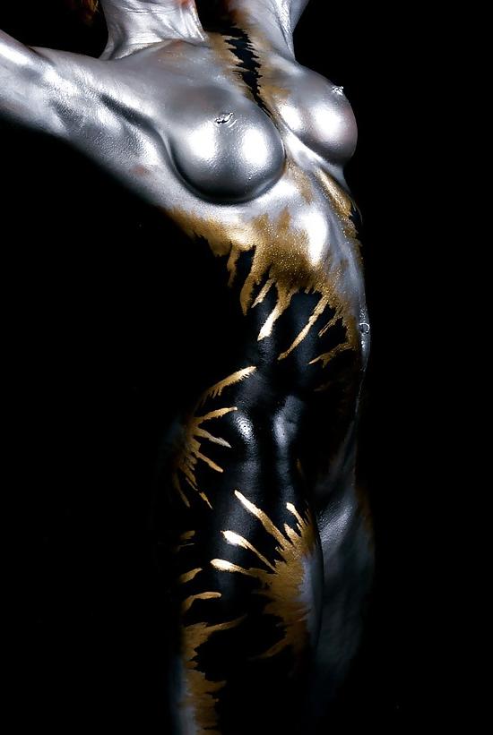 20P Body painting art....