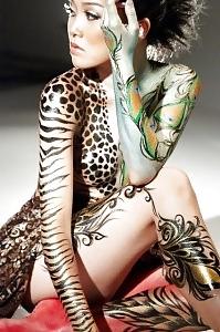 20P Body painting art....