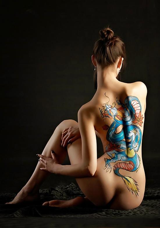 20P Body painting art....