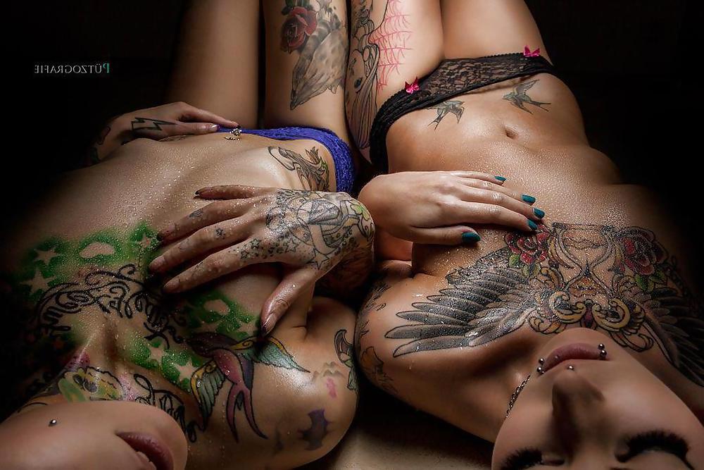 25P Tattoo models 1.2 (male & female)