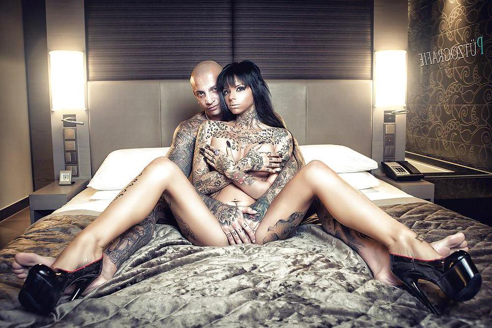 25P Tattoo models 1.2 (male & female)