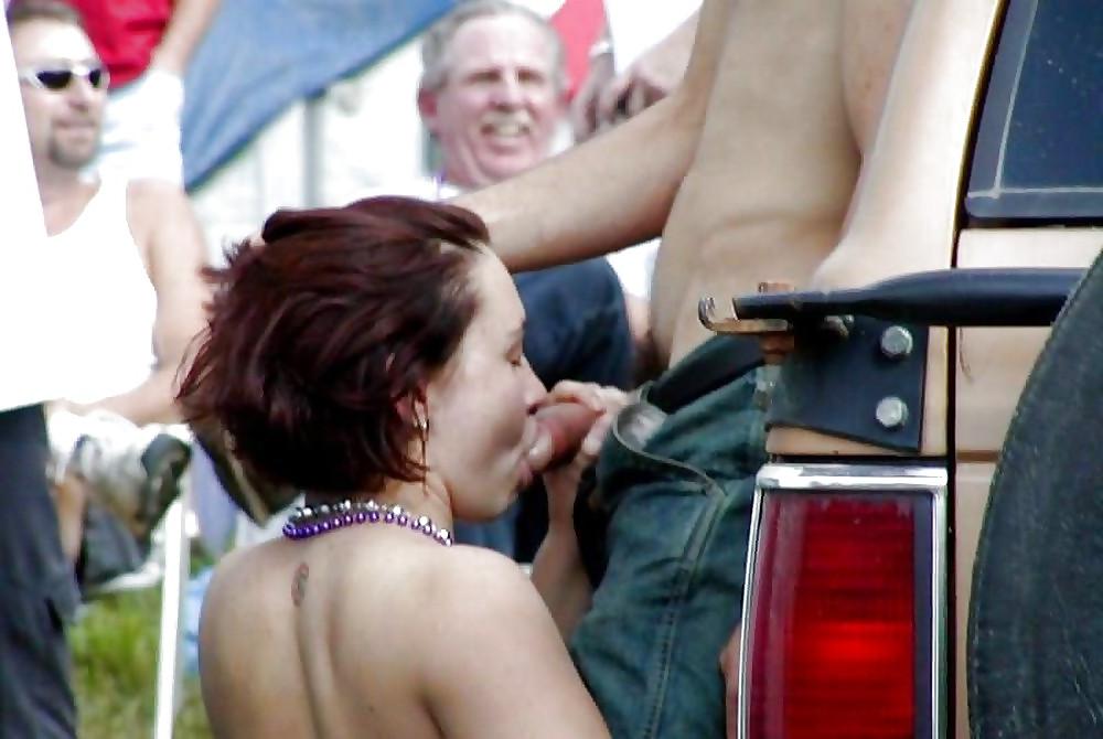 25P Naughty in Public 3